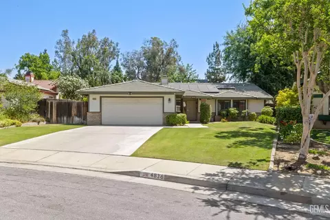 4816 Mecca Pl, Bakersfield, CA 93308