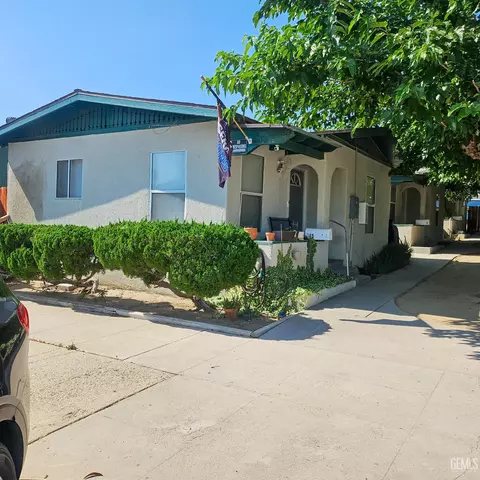 305 Warren St, Taft, CA 93268 photo 2