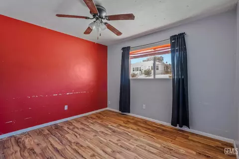 728 D St, Taft, CA 93268 photo 12