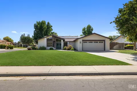 2700 Hoad Ln, Bakersfield, CA 93309