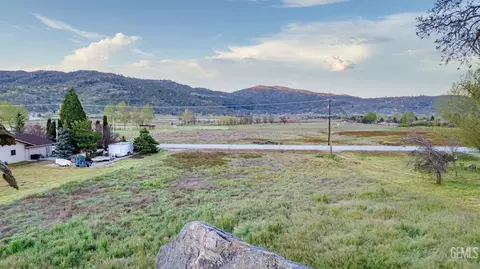 29021 N Lower Valley Rd, Tehachapi, CA 93561 photo 10