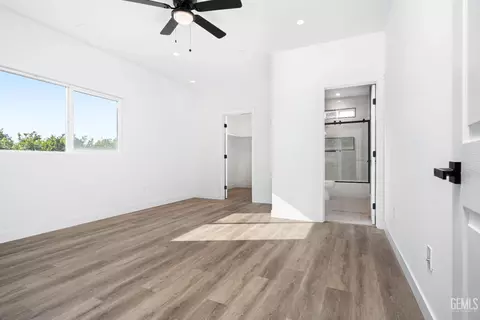 Bedroom - 19974 Avenue 260, Exeter, CA 93221 photo 1 of 10