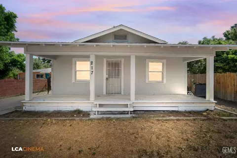 217 Decatur St, Bakersfield, CA 93308