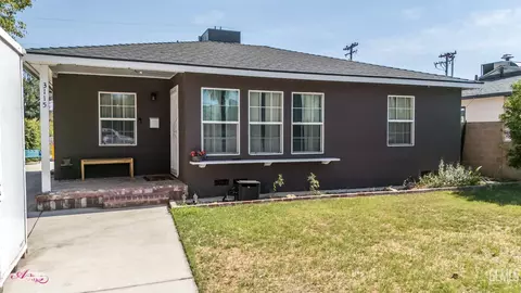 3115 San Emidio St, Bakersfield, CA 93304