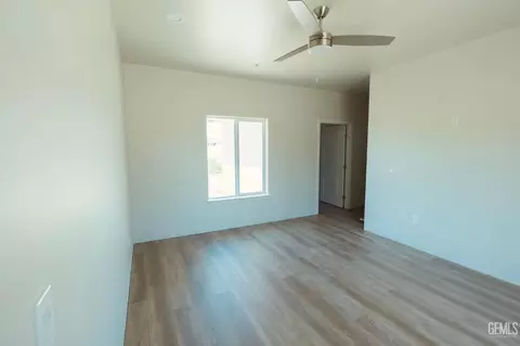 21601 Ginger Ct, Tehachapi, CA 93561 photo 5