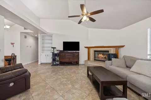 Other - 4008 Abbott Dr, Bakersfield, CA 93312 photo 4 of 7