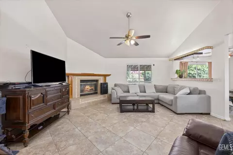 Other - 4008 Abbott Dr, Bakersfield, CA 93312 photo 2 of 7