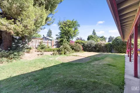 Exterior - 4008 Abbott Dr, Bakersfield, CA 93312 photo 5 of 5