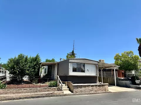 83 Eagle Ln, Bakersfield, CA 93308 photo 4