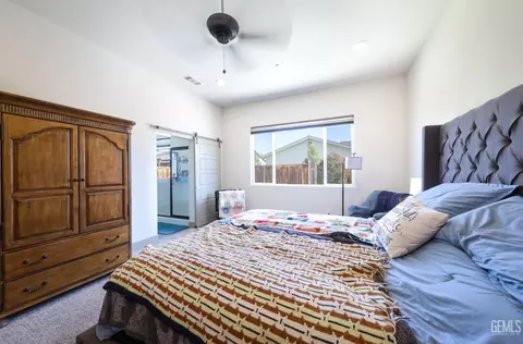 9108 Manor Forest Ln, Shafter, CA 93263 photo 20