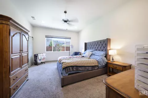 9108 Manor Forest Ln, Shafter, CA 93263 photo 19