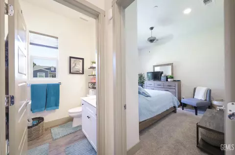 9108 Manor Forest Ln, Shafter, CA 93263 photo 10