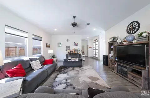 9108 Manor Forest Ln, Shafter, CA 93263 photo 24