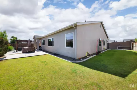 9108 Manor Forest Ln, Shafter, CA 93263 photo 36