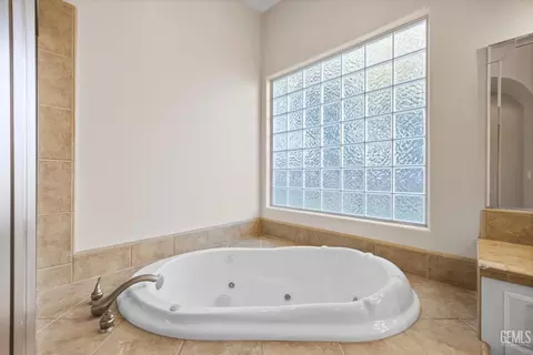 10404 Barnes Dr, Bakersfield, CA 93311 photo 37