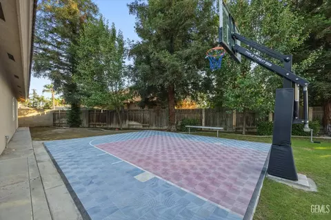 10404 Barnes Dr, Bakersfield, CA 93311 photo 56