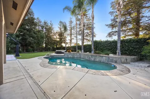 10404 Barnes Dr, Bakersfield, CA 93311 photo 54