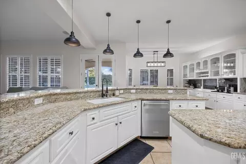 10404 Barnes Dr, Bakersfield, CA 93311 photo 30