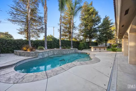 10404 Barnes Dr, Bakersfield, CA 93311 photo 48