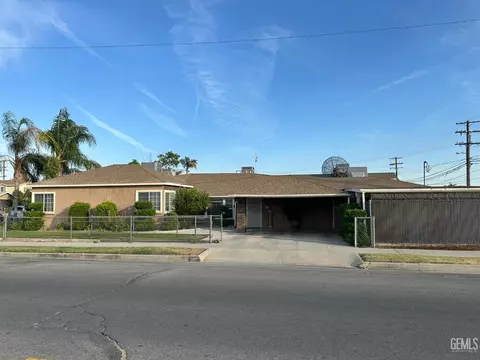 1022 9th Ave, Delano, CA 93215 photo 3