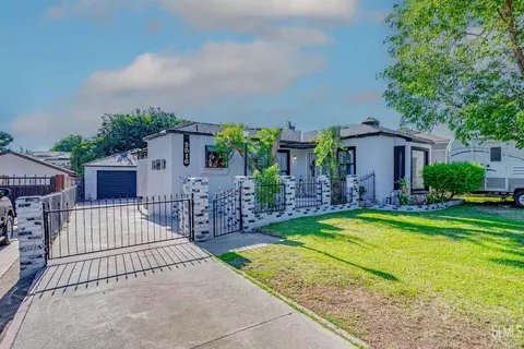 2516 Loma Linda Dr, Bakersfield, CA 93305