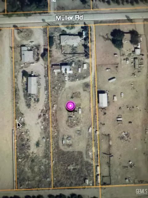 8447 Muller Rd, Bakersfield, CA 93307