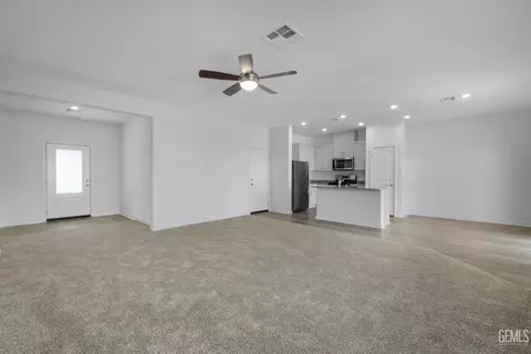 5105 Beaverhead, Bakersfield, CA 93306 photo 2