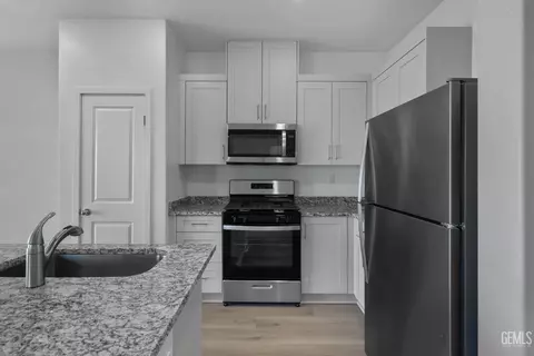 5105 Beaverhead, Bakersfield, CA 93306 photo 7
