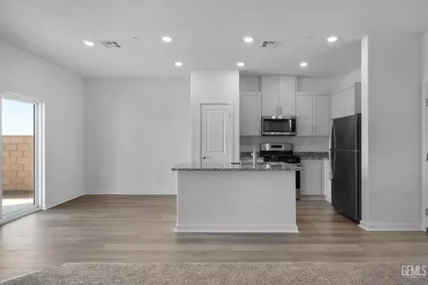 5105 Beaverhead, Bakersfield, CA 93306 photo 5