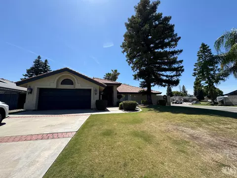 2612 Oak Crest Ct, Bakersfield, CA 93311