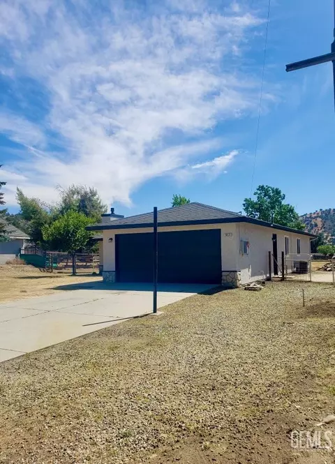 Other - 18121 Bold Venture Dr, Tehachapi, CA 93561 photo 1 of 11