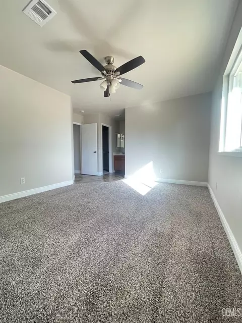 Bedroom - 18121 Bold Venture Dr, Tehachapi, CA 93561 photo 2 of 5