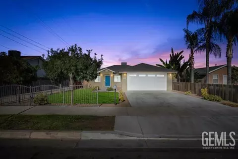 236 N Grant St, Shafter, CA 93263 photo 1