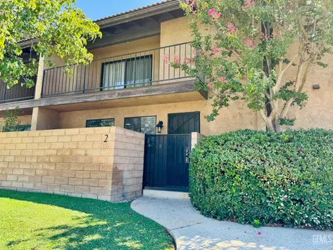 4208 Tierra Verde St #2, Bakersfield, CA 93301