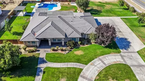16134 Dollie Mae Ct, Bakersfield, CA 93314