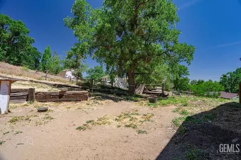 Exterior - 22381 William Tell Trl, Tehachapi, CA 93561 photo 6 of 6
