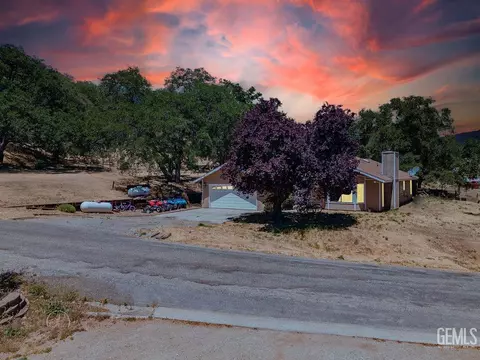 Other - 22381 William Tell Trl, Tehachapi, CA 93561 photo 3 of 8