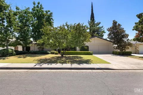 600 Jamaica Way, Bakersfield, CA 93309