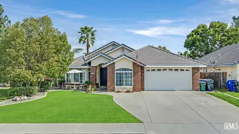 4216 Lightning Ct, Bakersfield, CA 93312