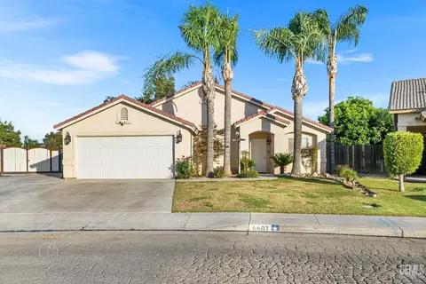 6601 High Peaks Dr, Bakersfield, CA 93313