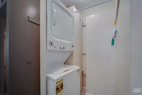 Other - 1306 Thunderbird St, Bakersfield, CA 93309 photo 2 of 3