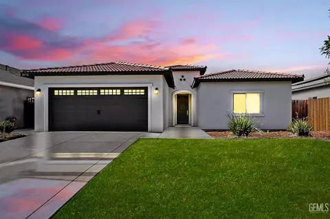 8412 Jean Anne St, Bakersfield, CA 93314
