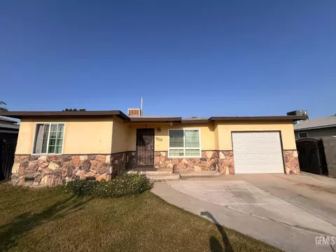 1930 Clinton St, Delano, CA 93215 photo 1