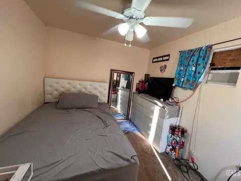 1930 Clinton St, Delano, CA 93215 photo 17