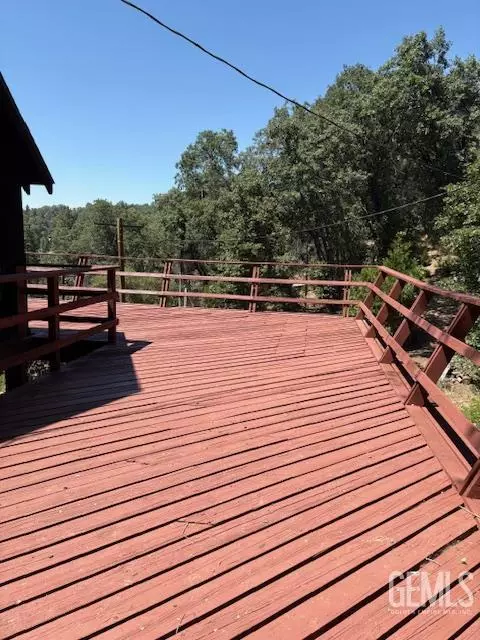 44969 Sugarloaf Dr, Posey, CA 93260 photo 2