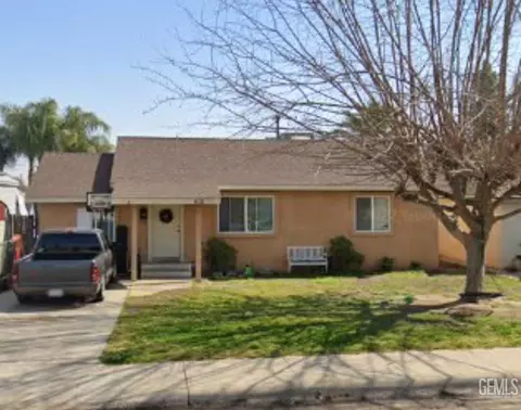 612 Pacific Ave, Shafter, CA 93263 photo 1