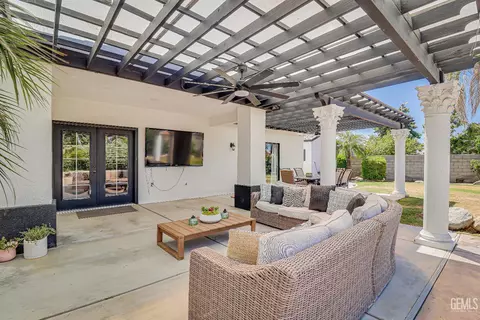 6800 Eagle Cap St, Bakersfield, CA 93313 photo 38