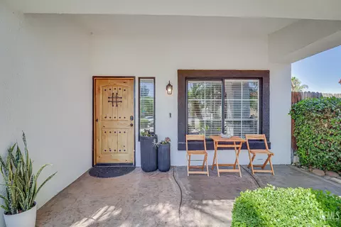 6800 Eagle Cap St, Bakersfield, CA 93313 photo 5