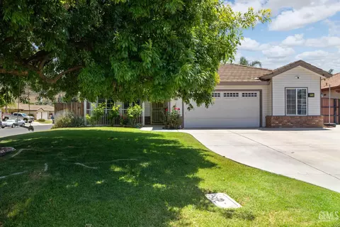 6710 Day Dream Ct, Bakersfield, CA 93312