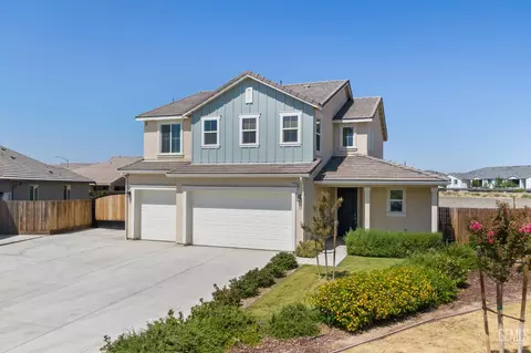 15733 Renteria Dr, Bakersfield, CA 93314